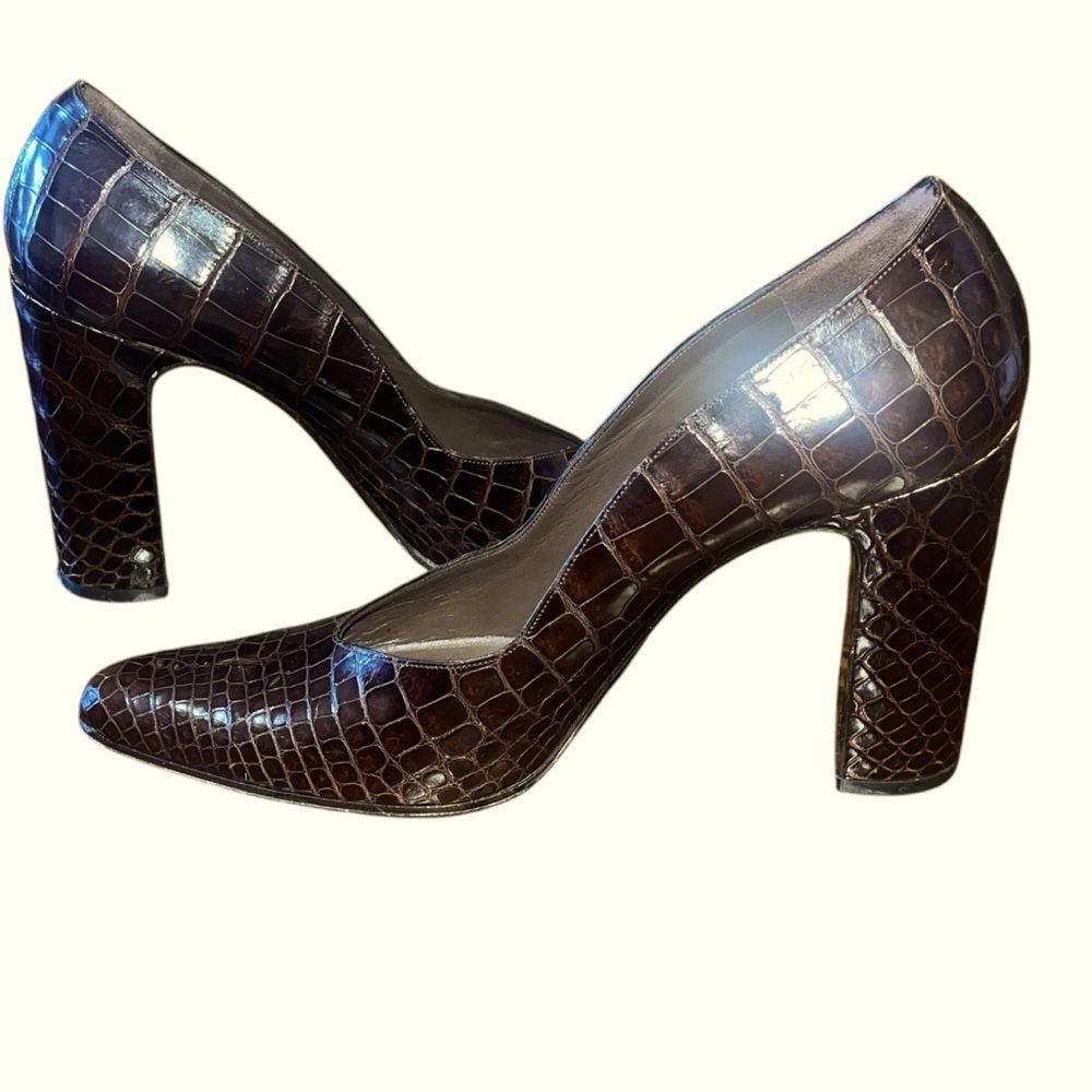 Richard Tyler Leather Crocodile Embossed Heels